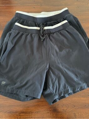 Men's Black Athletic Shorts with Contrast Waistband